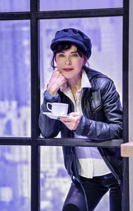 Anja Kruse *** NUR FÜR REDAKTIONELLE ZWECKE *** EDITORIAL USE ONLY ***<p>Schauspielerin Anja Kruse steht am Mittwoch, den 04. Dezember 2019 in der Kulisse der Theaterkomödie: Kennst du mich noch? Das im Theater im Rathaus vom 28.11 2019 - 12.01.2020 gezeigt wird. Deutschland NRW Essen Copyright: KerstinxKokoska *** Anja Kruse *** ONLY FOR EDITORIAL PURPOSE *** EDITORIAL USE ONLY *** P Actress Anja Kruse is on Wednesday, the 04 December 2019 in the Backdrop the Theatre comedy know you me still the at Theatre at City Hall from 28 11 2019 12 01 2020 shown will Germany NRW Food Copyright KerstinxKokoska Copyright: KerstinxKokoska doc789dzl5xbn6ucvlb8ep EDITORIAL USE ONLY