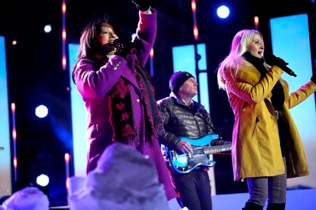 Die Seer bei der Aufzeichnung der TV-Show Wenn die Musi spielt - Winter Open Air 2023 auf der Bühne bei der Talstation der Kaiserburgbahn. Bad Kleinkirchheim, 21.01.2023