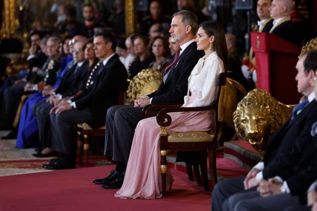 Entertainment Themen der Woche KW04 Entertainment Bilder des Tages Spanisches Königspaar empfängt Diplomaten in Madrid Spain s King Kelipe VI and Queen Letizia offer a reception to the diplomatic corps accredited in Spain at the Royal Palace in Madrid, Spain, 25 January 2023. Spanish Royals offer a reception to the diplomatic corps in Spain !ACHTUNG: NUR REDAKTIONELLE NUTZUNG!  Copyright: xchemaxMoyax GRAF2657 20230125-7d6d683401b534218f7ebd4f7fc88ef26568a3e8