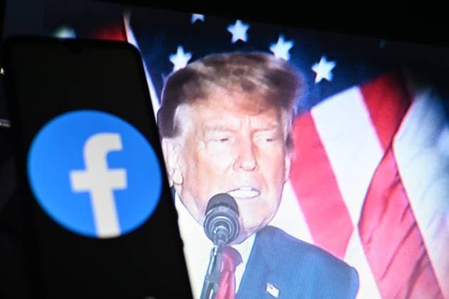 January 25, 2023, Donald Trump, Auvergne Rhone Alpes, France: Meta will reinstate DONALD TRUMP s Facebook account after a two-year suspension over his role in praising the rioters who stormed the Capitol, on January 6, 2021. Donald Trump France - ZUMAf173 20230125_zip_f173_002 Copyright: xAdrienxFillonx