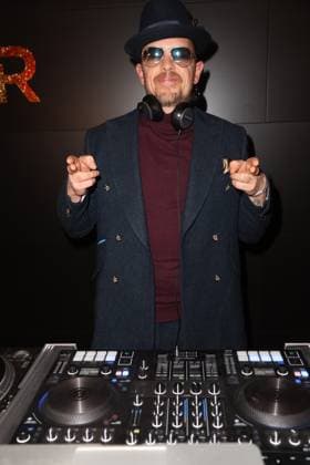 Entertainment Themen der Woche KW04 Entertainment Bilder des Tages Jan Delay als DJ beim Trisor Grand Opening, Eröffnung am Hopfenmarkt 33, Schließfächer und Tresore für Wertgegenstände 24 Stunden täglich geöffnet, Hamburg 25.1.2023 *** Jan Delay as DJ at the Trisor Grand Opening, opening at Hopfenmarkt 33, lockers and safes for valuables open 24 hours a day, Hamburg 25 1 2023