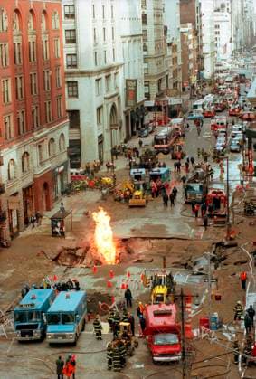 Gas main explodes during repair of broken watermain at Fifth Ave. and 19th Steet on January 2, 1998. (  FrancesxM.xRoberts