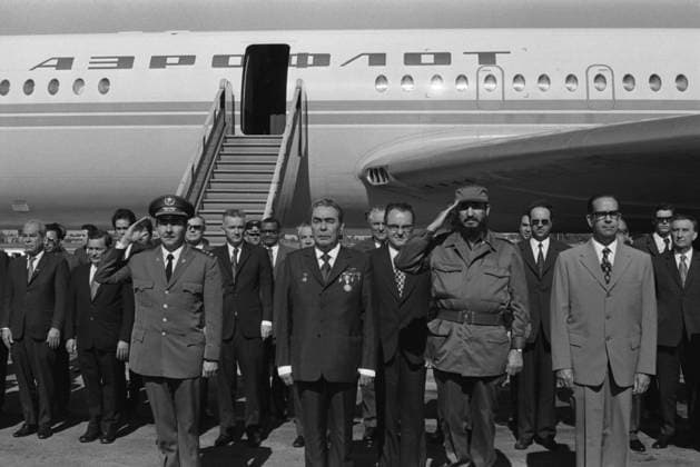 Havana, Cuba. Second Secretary of the Communist Party of Cuba, Minister of the Cuban Revolutionary Armed Forces Raul Modesto Castro Ruz, General Secretary of the Central Committee of the Communist Party of the Soviet Union Leonid Brezhnev, First Secretary of the Central Committee of the Communist Party of Cuba, Prime Minister of the Revolutionary Government of the Republic of Cuba Fidel Alejandro Castro Ruz and President of Cuba Osvaldo Dorticos Torrado (L-R front) meet during the see-off ceremony at Jose Marti International Airport. Vladimir Musaelyan, Valentin Sobolev TASS  17062692