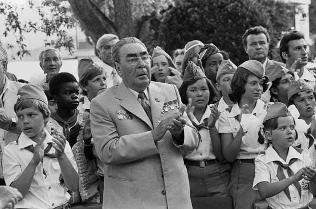 Crimea Region, Ukrainian SSR, USSR. General Secretary of the CPSU Central Committee, Chairman of the Presidium of the Supreme Soviet of the USSR Leonid Brezhnev (C) and pioneers applaud during the opening ceremony of the International Children s Festival dedicated to the Year of the Child in the Lenin Artek All-Union pioneer camp. Vladimir Musaelyan TASS  15712517