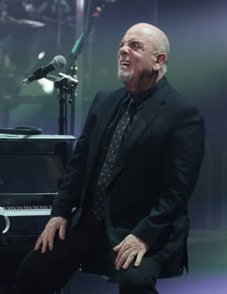 Entertainment Themen der Woche KW04 Entertainment Bilder des Tages Billy Joel performs on stage at the Hard Rock Live in the Seminole Hotel and Casino Hollywood, in Hollywood, Florida on Friday, January 27, 2023.  MIA20230127124 GARYxIxROTHSTEIN