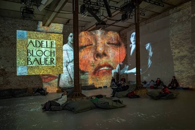 Berlin Prenzlauer Berg; Gustav Klimt: Klimts Kuss - eine immersive Geschichte; Musikbrauerei - 29.01.2023. NUR REDAKTIONELLE NUTZUNG Berlin