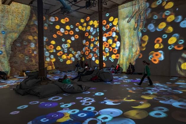 Berlin Prenzlauer Berg; Gustav Klimt: Klimts Kuss - eine immersive Geschichte; Musikbrauerei - 29.01.2023. NUR REDAKTIONELLE NUTZUNG Berlin