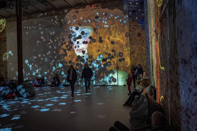 Berlin Prenzlauer Berg; Gustav Klimt: Klimts Kuss - eine immersive Geschichte; Musikbrauerei - 29.01.2023. NUR REDAKTIONELLE NUTZUNG Berlin