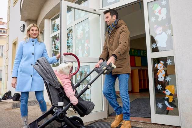News Themen der Woche KW04 - Wiener Neustadt (Niederösterreich) - 29.01.2033 - Landtagswahl Niederösterreichl 2023 - Bei der heutigen Landtagswahl in Niederösterreich sind 1.288.838 Bürger aufgerufen zwischen 5 landesweit und 3 regional kandidierenden Parteien zu wählen. Alle Parteien die im Landtag vertreten sind gehen mit denselben SpitzenkandidatInnen wie schon vor fünf Jahren in die Wahl. St. Pölten (Lower Austria) - 01 29 2033 - Lower Austria state elections 2023 - In today s state elections in Lower Austria, 1,288,838 citizens are called upon to vote between 5 national and 3 regional candidates. All parties represented in the state parliament are going to the polls with the same top candidates as they did five years ago. PHOTO: FPÖ Spitzenkandidat Udo 