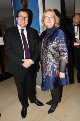 Peter Bausch Schausteller Verein Vorsitzender Yvonne Heckl Schausteller Sprecherin Muenchen 28.01.2023 Deutsches Theater Narrhalla Soiree Verleihung des Karl Valentinsorden Muenchen
