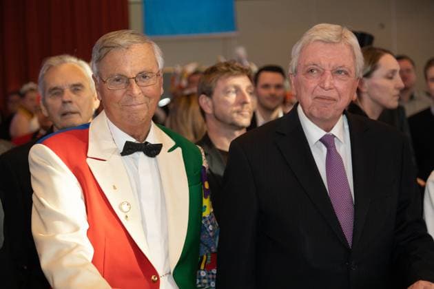 Verleihung des Courageordens an Volker Bouffier 29.01.2023 Bürstadt Verleihung des Courageordens an Volker Bouffier Wolfgang Bosbach, Volker Bouffier