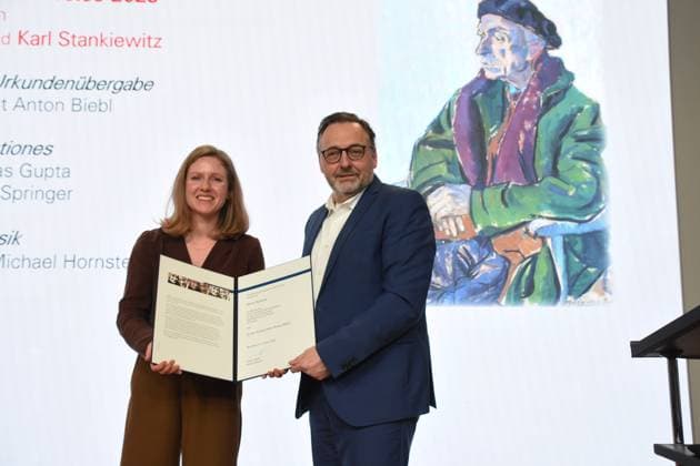 Aykant Deniz Journalistin Preistraegerin Anton Biebl Kulturreferent Muenchen 31.01.2023 Literaturhaus Verleihung der Ernst-Hoferichter-Preise 2023 Muenchen