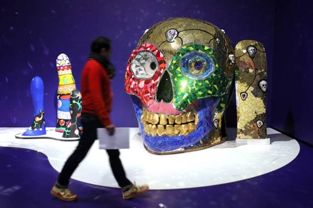 Bilder des Jahres 2023, Entertainment 02 Februar Entertainment Themen der Woche KW05 Entertainment Bilder des Tages 02.02.2023, Frankfurt, DEU Niki de Saint Phalle (1930Ð2002) zählt als eine der Hauptvertreterinnen der europaeischen Pop-Art und Mitbegruenderin des Happe-nings zu den bekanntesten Kuenstlerinnen ihrer Generation. Die Nanas, ihre bunten, großformatigen Frauenskulpturen, begruendeten ihren internationalen Erfolg und gelten bis heute als ihr Markenzeichen. Rund 100 Arbeiten werden in der Schirn Kunsthalle gezeigt. *** 02 02 2023, Frankfurt, DEU Niki de Saint Phalle 1930Ð2002 is one of the main representatives of European Pop Art and one of the founders of Happening, making her one of the best-known artists of her generation The Nanas, her colorful, large-format sculptures of women, were the foundation of her international success and are stil