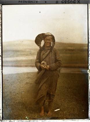 RECORD DATE NOT STATED Around Ourga, Mongolia a married woman Khalkha , 1913 - Mongolia - StÃ phane Passet - (July 6-25) (French - ï»¿Aux environs d Ourga , Mongolie Une femme mariÃ e khalkha). Landscape, woman, costume, nomad, exists in high definition, portrait, body of water, poverty, Nature , Environment, human beings, clothing, HD, society Copyright: xpiemagsx AKahnlpie020223-1647 !ACHTUNG AUFNAHMEDATUM GESCHÄTZT!