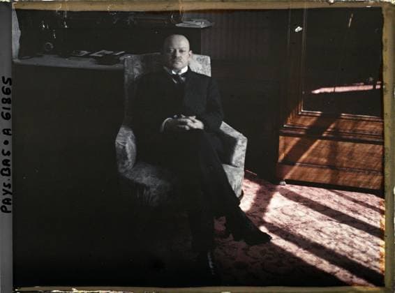 RECORD DATE NOT STATED The Hague, the Netherlands Gustav Stresemann, Minister of Foreign Affairs of Germany , 1929 - Netherlands - StÃ phane Passet - (August 17-31) (French - ï»¿La Haye , Pays-Bas Gustav Stresemann , Ministre des Affaires Etrangeres d Allemagne). Inner view, exists in high definition, portrait, diplomacy, peace, repairs, man, Habitat , architecture, HD, human beings, international relations, First World War, Hollande, The Hague, Mr Stresemann, Minister of Foreign Affairs of the Reich Copyright: xpiemagsx AKahnlpie020223-17695 !ACHTUNG AUFNAHMEDATUM GESCHÄTZT!