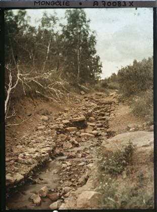 RECORD DATE NOT STATED Between Kiakhta and Ourga, TransbaÃ¯kalie, Mongolia a watercourse , 1913 - Mongolia - StÃ phane Passet - (July 6-25) (French - ï»¿Entre Kiakhta et Ourga , TransbaÃ¯kalie , Mongolie Un cours d eau). Landscape, watercourse, hydrography, Nature , Environment Copyright: xpiemagsx AKahnlpie020223-1675 !ACHTUNG AUFNAHMEDATUM GESCHÄTZT!