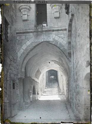 RECORD DATE NOT STATED Jerusalem, Palestine the sixth station of Via Dolorosa. , 1918 - Near East, Egypt, Palestine, Cyprus - Paul Castelnau (photographic section of the armies) - (January 9 -October 6) (French - ï»¿JÃ rusalem , Palestine La sixieme station de la Via Dolorosa.). Christianity, public civil architecture, religious or votive inscription, covered passage, street , district, Religion , Habitat , Architecture , Inscription , information, Palestine, Jerusalem, the painful way, Station life (Ste VÃ ronique sanctuary) Copyright: xpiemagsx AKahnlpie020223-5077 !ACHTUNG AUFNAHMEDATUM GESCHÄTZT!