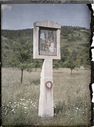 RECORD DATE NOT STATED Thann, Haut-Rhin, Alsace, France Old Thann, Calvary , 1917 - Alsace - Paul Castelnau (photographic section of the armies) - (June) (French - ï»¿Thann , Haut-Rhin , Alsace , France Vieux Thann , calvaire). Christianity, religious practice, object of worship, front, ordeal, Religion, First World War, France, Thann, Old Thann, Calvary Copyright: xpiemagsx AKahnlpie020223-13529 !ACHTUNG AUFNAHMEDATUM GESCHÄTZT!