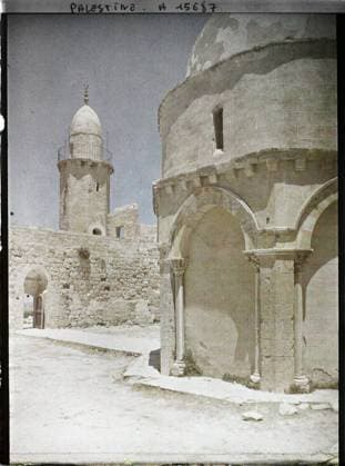 RECORD DATE NOT STATED Jerusalem, Palestine Oratory of Ascension , 1918 - Near East, Egypt, Palestine, Cyprus - Paul Castelnau (photographic section of the armies) - (January 9 -October 6) (French - ï»¿JÃ rusalem , Palestine Oratoire de l Ascension). Christianity, Islam, minaret, door, religious architecture, Religion , Habitat , Architecture, Palestine, Jerusalem, ascension oratory Copyright: xpiemagsx AKahnlpie020223-273 !ACHTUNG AUFNAHMEDATUM GESCHÄTZT!