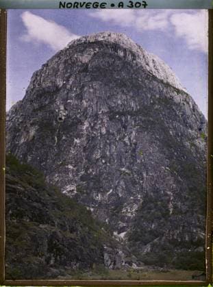 RECORD DATE NOT STATED Stalheim, Norvege Le Jordalsnut , 1910 - Voyage of Albert Kahn and Auguste LÃ on in Scandinavia - (August 9 - September 14) (French - ï»¿Stalheim , Norvege Le Jordalsnut). Mont , Mountain, exists in high definition, geology, HD , Sciences , Techniques, Suede, Stalheim, Le Jordalsnut Copyright: xpiemagsx AKahnlpie020223-15851 !ACHTUNG AUFNAHMEDATUM GESCHÄTZT!
