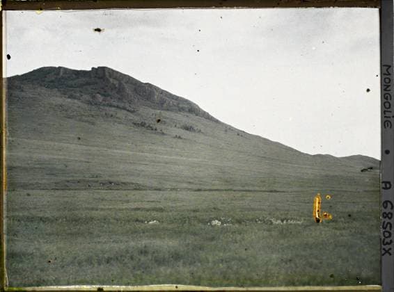 RECORD DATE NOT STATED Between Kiakhta and Ourga, TransbaÃ¯kalie, Mongolia seen from the steppe , 1913 - Mongolia - StÃ phane Passet - (July 6-25) (French - ï»¿Entre Kiakhta et Ourga , TransbaÃ¯kalie , Mongolie Vue de la steppe). Landscape, Mont , Mountain, Nature , Environment Copyright: xpiemagsx AKahnlpie020223-1646 !ACHTUNG AUFNAHMEDATUM GESCHÄTZT!