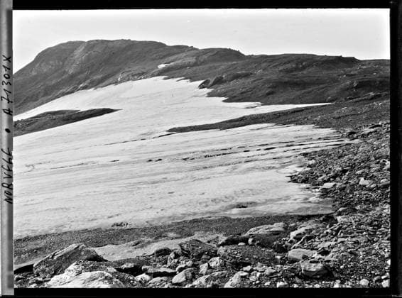 RECORD DATE NOT STATED Fine, Norway the Hardangerjökulen glacier , 1910 - Voyage of Albert Kahn and Auguste LÃ on in Scandinavia - (August 9 - September 14) (French - ï»¿Finse , Norvege Le glacier Hardangerjökulen). Landscape, Mont , Mountain, Snow, Ice , Glacier, Nature , Environment Copyright: xpiemagsx AKahnlpie020223-1010 !ACHTUNG AUFNAHMEDATUM GESCHÄTZT!