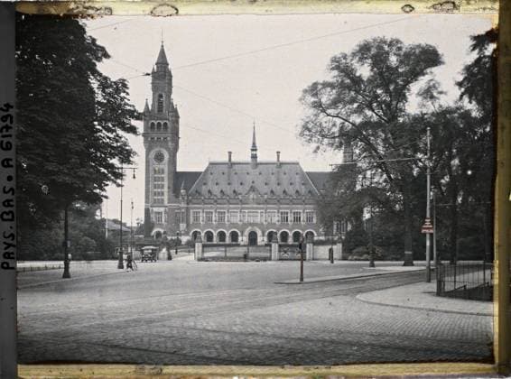RECORD DATE NOT STATED The Hague, Netherlands seen from the Palais de la Paix , 1929 - Netherlands - StÃ phane Passet - (August 17-31) (French - ï»¿La Haye , Pays-Bas Vue du Palais de la Paix). Public civil architecture, diplomacy, peace, palace , castle, Habitat , architecture, international relations, First World War, Hollande, The Hague, Peace Palace Copyright: xpiemagsx AKahnlpie020223-17638 !ACHTUNG AUFNAHMEDATUM GESCHÄTZT!