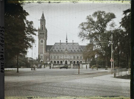RECORD DATE NOT STATED The Hague, Netherlands seen from the Palais de la Paix , 1929 - Netherlands - StÃ phane Passet - (August 17-31) (French - ï»¿La Haye , Pays-Bas Vue du Palais de la Paix). Public civil architecture, diplomacy, peace, palace , castle, Habitat , architecture, international relations, First World War, Hollande, The Hague, Peace Palace Copyright: xpiemagsx AKahnlpie020223-17640 !ACHTUNG AUFNAHMEDATUM GESCHÄTZT!