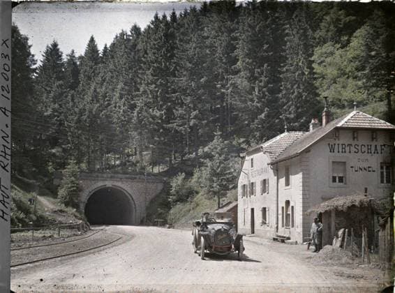 RECORD DATE NOT STATED Col de Bussang, Haut-Rhin, Alsace, France Col de Bussang, Alsatian side , 1917 - Alsace - Paul Castelnau (photographic section of the armies) - (June) (French - ï»¿Col de Bussang , Haut-Rhin , Alsace , France Col de Bussang , cÃ tÃ alsacien). Border, car transport, car, tunnel, front, customs , granting, Transport, First World War, France, Col de Bussang, Alsatian side Copyright: xpiemagsx AKahnlpie020223-13537 !ACHTUNG AUFNAHMEDATUM GESCHÄTZT!
