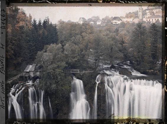 RECORD DATE NOT STATED Jajce, Bosnia and Herzegovina Falls of La Pliva , 1912 - Balkans, Italy - Jean Brunhes and Auguste LÃ on - (October 13 - 27) (French - ï»¿Jajce , Bosnie-HerzÃ govine Chutes de la Pliva). Waterfall, forest , wood, hut, civil engineering, river, hydrography, bridge, Habitat , architecture, nature , environment, Bosnie, hahace, Pliva Chute Copyright: xpiemagsx AKahnlpie020223-6312 !ACHTUNG AUFNAHMEDATUM GESCHÄTZT!