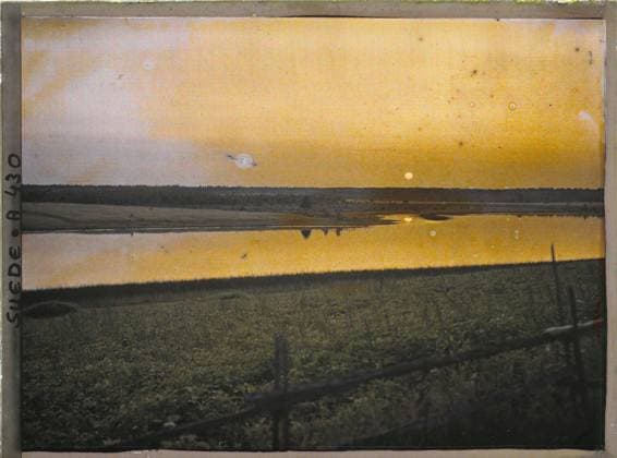 RECORD DATE NOT STATED Between Sala and Stockholm, Sweden Landscape at dusk , 1910 - Voyage of Albert Kahn and Auguste LÃ on in Scandinavia - (August 9 - September 14) (French - ï»¿Entre Sala et Stockholm , Suede Paysage au crÃ puscule). Landscape, agriculture , breeding, sunsets, river, hydrography, Nature , environment, economic activity, Sala to Stockholm Copyright: xpiemagsx AKahnlpie020223-5218 !ACHTUNG AUFNAHMEDATUM GESCHÄTZT!