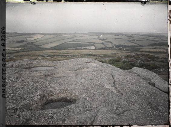 RECORD DATE NOT STATED Cornwall, England Panorama of several fields , 1913 - England - Auguste LÃ on - (August 28 - September 3) (French - ï»¿Cornouailles , Angleterre Panorama de plusieurs champs). Landscape, agriculture , breeding, shipwrecked image, field, Nature , environment, economic activity, England Copyright: xpiemagsx AKahnlpie020223-3320 !ACHTUNG AUFNAHMEDATUM GESCHÄTZT!