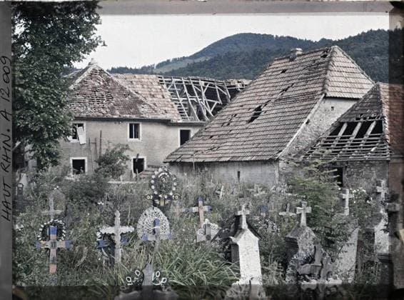 RECORD DATE NOT STATED Golbach, Haut-Rhin, Alsace, France cemetery with military tombs , 1917 - Alsace - Paul Castelnau (photographic section of the armies) - (June) (French - ï»¿Golbach , Haut-Rhin , Alsace , France Cimetiere avec tombes militaires). Tomb, cemetery, home, ruins, front, military cemetery, Habitat , Architecture, First World War, France, Goldbach, cemetery with military tombs Copyright: xpiemagsx AKahnlpie020223-13542 !ACHTUNG AUFNAHMEDATUM GESCHÄTZT!