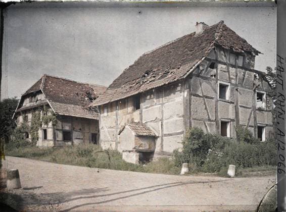 RECORD DATE NOT STATED Largitzen, skin Rhin, Alsace, France Largitzen , 1917 - Alsace - Paul Castelnau (photographic section of the armies) - (June) (French - ï»¿Largitzen , Haut-Rhin , Alsace , France Largitzen). Ruins, front, bombardment, First World War, France, Largitizes, Lariated Copyright: xpiemagsx AKahnlpie020223-12864 !ACHTUNG AUFNAHMEDATUM GESCHÄTZT!