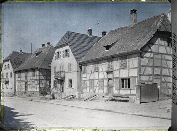 RECORD DATE NOT STATED Dannemarie, Haut-Rhin, Alsace, France Dannemarie , 1917 - Alsace - Paul Castelnau (photographic section of the armies) - (June) (French - ï»¿Dannemarie , Haut-Rhin , Alsace , France Dannemarie). Front, street , neighborhood, First World War, Habitat , Architecture, France, Dlezary, Domenal Copyright: xpiemagsx AKahnlpie020223-164 !ACHTUNG AUFNAHMEDATUM GESCHÄTZT!