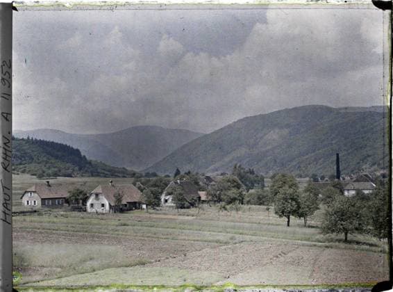 RECORD DATE NOT STATED Kirchberg, Haut-Rhin, Alsace, France VallÃ e de la Doller, Ballon d Alsace , 1917 - Alsace - Paul Castelnau (photographic section of the armies) - (June) (French - ï»¿Kirchberg , Haut-Rhin , Alsace , France VallÃ e de la Doller , ballon d Alsace). Mont , Mountain, border, valley, home, front, agglomeration panorama, Habitat , Architecture, First World War, France, Kirchberg, Doller valley, Alsace balloon Copyright: xpiemagsx AKahnlpie020223-13489 !ACHTUNG AUFNAHMEDATUM GESCHÄTZT!