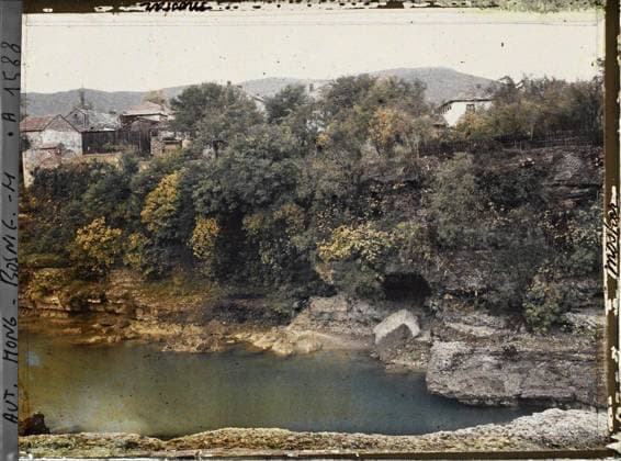 RECORD DATE NOT STATED Mostar, Bosnia and Herzegovina Bords de la Neretva , 1912 - Balkans, Italy - Jean Brunhes and Auguste LÃ on - (October 13 - 27) (French - ï»¿Mostar , Bosnie-HerzÃ govine Bords de la Neretva). River, erosion, hydrography, vegetation , botany, Nature , Environment, Bosnie, Mostar, edges of the Narenta Copyright: xpiemagsx AKahnlpie020223-6414 !ACHTUNG AUFNAHMEDATUM GESCHÄTZT!