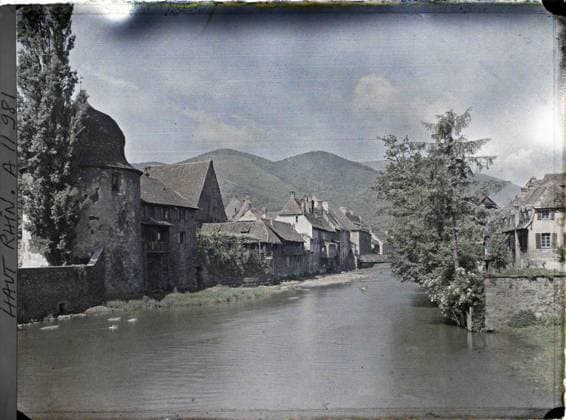 RECORD DATE NOT STATED Thann, Haut-Rhin, Alsace, France La Thur, the Remparts, La Tour des Sorcieres , 1917 - Alsace - Paul Castelnau (photographic section of the armies) - (June) (French - ï»¿Thann , Haut-Rhin , Alsace , France La Thur , les remparts , la tour des sorcieres). Tour, river, front, rampart, First World War, France, wen, a lar Copyright: xpiemagsx AKahnlpie020223-13519 !ACHTUNG AUFNAHMEDATUM GESCHÄTZT!