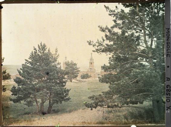 RECORD DATE NOT STATED TroÃ¯tskosavsk, TransbaÃ¯kalie The Red Cases , 1913 - Mongolia - StÃ phane Passet - (July 6-25) (French - ï»¿TroÃ¯tskosavsk , TransbaÃ¯kalie Les Â« casernes rouges Â»). Landscape, Orthodox Church, Pin, Bell tower, public civil architecture, Western type architecture, religious architecture, army, Nature , Environment, Habitat , Architecture, Company Copyright: xpiemagsx AKahnlpie020223-1653 !ACHTUNG AUFNAHMEDATUM GESCHÄTZT!
