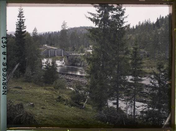 RECORD DATE NOT STATED Between Notodden and Kongsberg, Norway Water Cours and Pont on the Road , 1910 - Voyage of Albert Kahn and Auguste LÃ on in Scandinavia - (August 9 - September 14) (French - ï»¿Entre Notodden et kongsberg , Norvege Cours d eau et pont sur la route). Landscape, conifer, forest , wood, civil engineering, exists in high definition, river, hydrography, vegetation , botany, bridge, Nature , Environment, Habitat , Architecture, HD, Route de Kongsberg Ã Notodden Copyright: xpiemagsx AKahnlpie020223-15961 !ACHTUNG AUFNAHMEDATUM GESCHÄTZT!