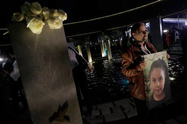 Mexico City Officials Offer Apology For 2017 School Collapse That Killed 26 A woman at a memorial in Alameda Del Sur, Mexico City, holds a photograph of her daughter who died after the collapse of the Rebsamen School during the 19 September 2017 earthquake in the capital. Mexico City Mexico City Mexico  Copyright: xGerardoxVieyrax originalFilename: vieyra-notitle230202_npJP5.jpg