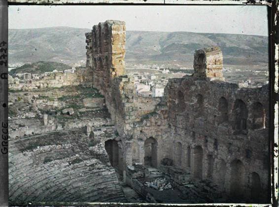 RECORD DATE NOT STATED Athens, Greece plunging view on the Odeon of Herod Atticus (left part) , 1913 - Balkans, Italy - Jean Brunhes and Auguste LÃ on - (September - October 23) (French - ï»¿Athenes , Grece Vue plongeante sur l OdÃ on d HÃ rode Atticus ( partie gauche )). Archaeological vestige, public civil architecture, antiquity, agglomeration panorama, theater, Habitat , Architecture , Art, Legend of Jean Brunhes in the register of external projections: Athens, the geographic supervision Greece, Athens, the geographic supervision of Athens, The mountains of S. E. and arcs of the OdÃ on Copyright: xpiemagsx AKahnlpie020223-4369 !ACHTUNG AUFNAHMEDATUM GESCHÄTZT!