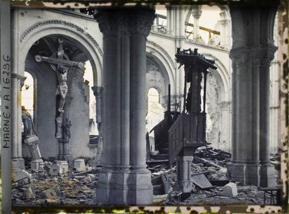 RECORD DATE NOT STATED Reims , Marne , Champagne , France , 1919 - Devastated regions, Marne, Aisne - Paul Castelnau - (February -March) (French - ï»¿Reims , Marne , Champagne , France). Church, statue, Christianity, sculpture, column, ruins, bombing, arc , arcade , arceau, rubble, post-war, religious architecture, Religion, art, First World War, Habitat , Architecture, France , Reims , St AndrÃ Copyright: xpiemagsx AKahnlpie020223-19602 !ACHTUNG AUFNAHMEDATUM GESCHÄTZT!
