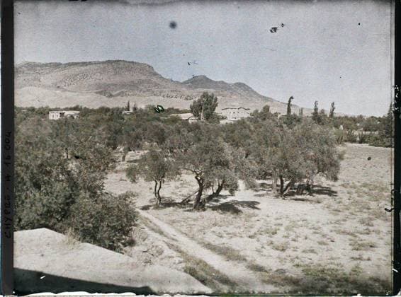 RECORD DATE NOT STATED Kythrea, Cyprus to the small town , 1918 - Near East, Egypt, Palestine, Cyprus - Paul Castelnau (photographic section of the armies) - (January 9 -October 6) (French - ï»¿Kythrea , Chypre Vers la petite ville). Landscape, agglomeration panorama, Nature , Environment, Habitat , Architecture, Cyprus, Kythrsca, Kythrsca Ancienne Cythera Copyright: xpiemagsx AKahnlpie020223-17181 !ACHTUNG AUFNAHMEDATUM GESCHÄTZT!