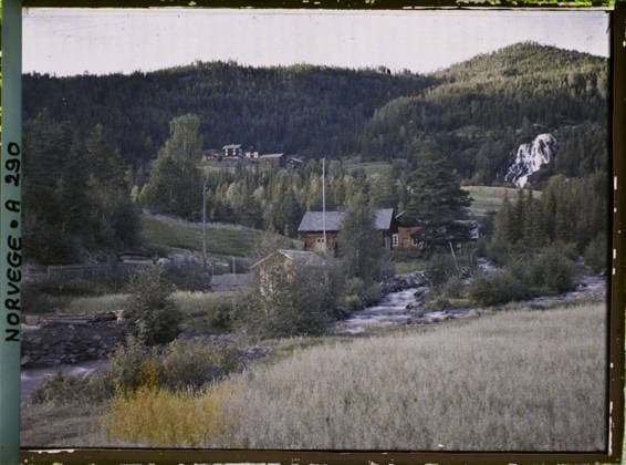 RECORD DATE NOT STATED Fagernes, Norvege Les Cascades du Noeselv , 1910 - Voyage of Albert Kahn and Auguste LÃ on in Scandinavia - (August 9 - September 14) (French - ï»¿Fagernes , Norvege Les cascades du Noeselv). Landscape, waterfall, conifer, forest , wood, exists in high definition, river, rural architecture, hydrography, Nature , Environment, HD, Habitat , Architecture, Suede , Fagernoes , Cascade Copyright: xpiemagsx AKahnlpie020223-15834 !ACHTUNG AUFNAHMEDATUM GESCHÄTZT!