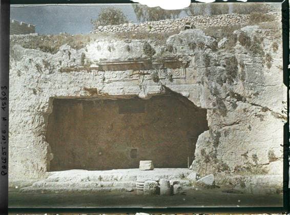 RECORD DATE NOT STATED Jerusalem, Palestine part of the tomb of kings , 1918 - Near East, Egypt, Palestine, Cyprus - Paul Castelnau (photographic section of the armies) - (January 9 -October 6) (French - ï»¿JÃ rusalem , Palestine Une partie du tombeau des Rois). Tomb, Judaism, archaeological vestige, funeral architecture, sculpture, decorative arts, antiquity, Religion , Habitat , Architecture , Art, Palestine, Jerusalem, Tomb of Kings Copyright: xpiemagsx AKahnlpie020223-340 !ACHTUNG AUFNAHMEDATUM GESCHÄTZT!