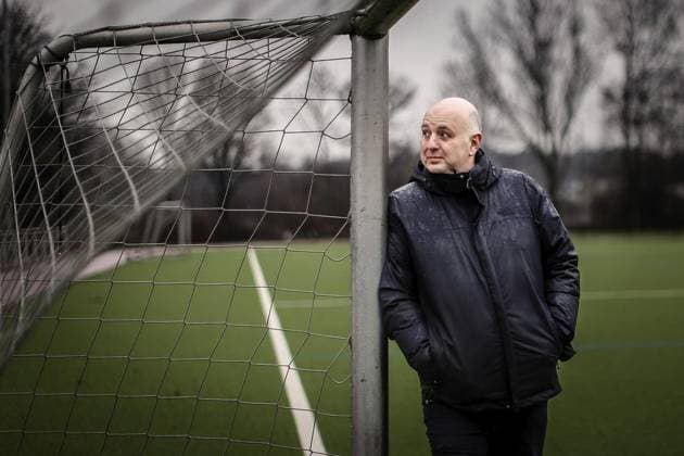 Frank Goosen *** NUR FÜR REDAKTIONELLE ZWECKE *** EDITORIAL USE ONLY ***<p>Frank Goosen zu seinem neuen Roman Spiel ab! Am Donnerstag 02. Februar 2023 auf dem Sportplatz der Armenia Bochum in Bochum. Deutschland Bochum Bochum Copyright: AndrÃ xHirtz *** Frank Goosen FOR EDITORIAL PURPOSES ONLY EDITORIAL USE ONLY p Frank Goosen to his new novel game from On Thursday 02 February 2023 at the sports field of Armenia Bochum in Bochum Germany Bochum Bochum Copyright AndrÃ xHirtz Copyright: AndrÃ xHirtz doc7oriabbon4pp5h398r0 ,EDITORIAL USE ONLY