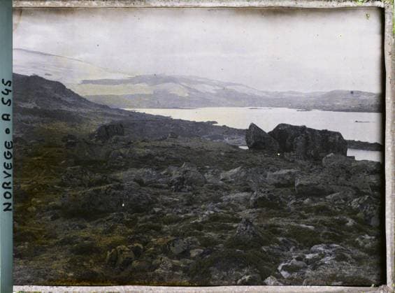 RECORD DATE NOT STATED Fine, Norway Le Lac Finsevatnet , 1910 - Voyage of Albert Kahn and Auguste LÃ on in Scandinavia - (August 9 - September 14) (French - ï»¿Finse , Norvege Le lac Finsevatnet). Landscape, Mont , Mountain, Snow, Lake , Pond, Ice , Glacier, Hydrography, Nature , Environment, Finnish, Finse Copyright: xpiemagsx AKahnlpie020223-15533 !ACHTUNG AUFNAHMEDATUM GESCHÄTZT!