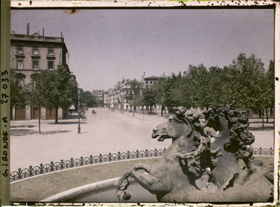 RECORD DATE NOT STATED Bordeaux, France , 1920-1921 - Charente, Gironde, Basse -PyrÃ nÃ es, Hautes PyrÃ nÃ es - Fernand Cuville (French - ï»¿Bordeaux , France). Horse, statue, animal represented , fantastic animal, sculpture, street , neighborhood, place, Animal , Art , Habitat , Architecture, France, Bordeaux, MarÃ chal Foch course Copyright: xpiemagsx AKahnlpie020223-21938 !ACHTUNG AUFNAHMEDATUM GESCHÄTZT!