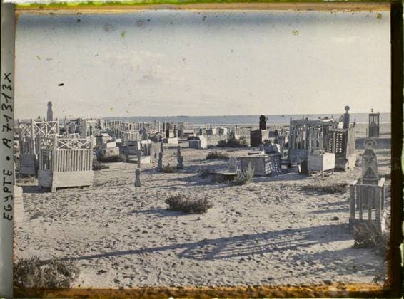 RECORD DATE NOT STATED Port-Said, Egypt, Africa Arab cemetery near Lake Menzaleh , 1918 - Near East, Egypt, Palestine, Cyprus - Paul Castelnau (photographic section of the armies) - (January 9 -October 6) (French - ï»¿Port-SaÃ¯d , Egypte , Afrique Cimetiere arabe pres du lac Menzaleh). Tomb, cemetery, lagoon, funeral architecture, Islam, lake , pond, religious architecture, Habitat , Architecture , Religion Copyright: xpiemagsx AKahnlpie020223-8132 !ACHTUNG AUFNAHMEDATUM GESCHÄTZT!